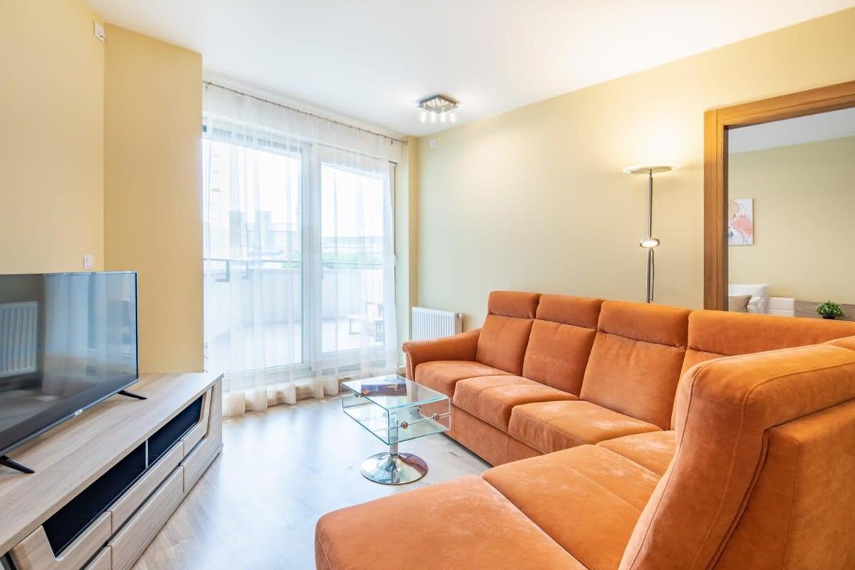 Jacuzzi On Terrace - Unique Apartment Budapest